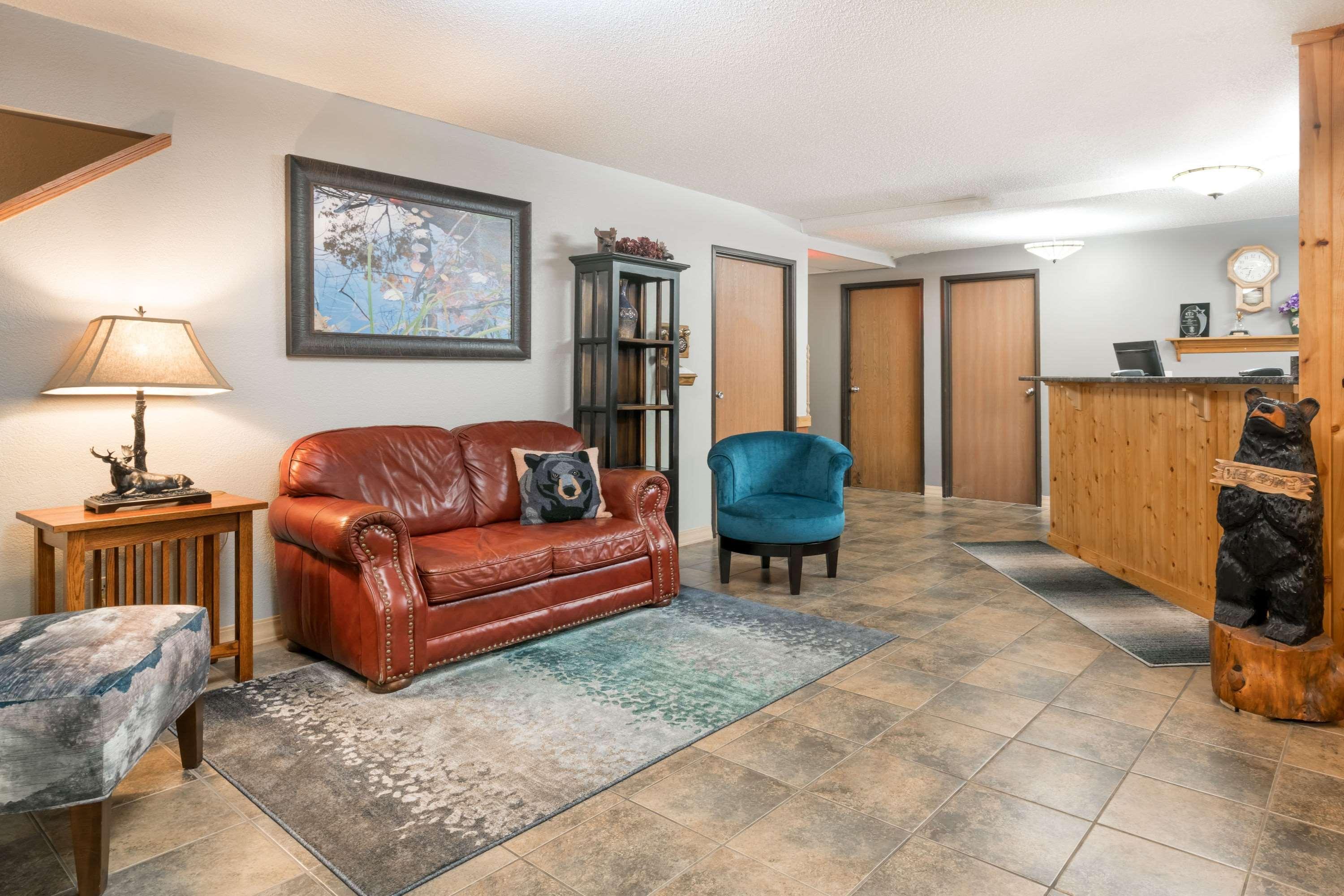 Отель Super 8 By Wyndham Baxter/Brainerd Area Экстерьер фото
